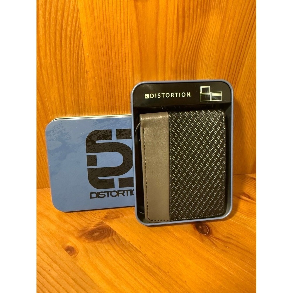 Distortion Men's Black Bifold Wallet Textured Embossed Wallet Gift Tin